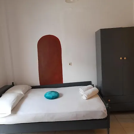 Aparthotel Lola's In Nea Skioni