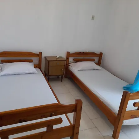 Aparthotel Lola's In Nea Skioni